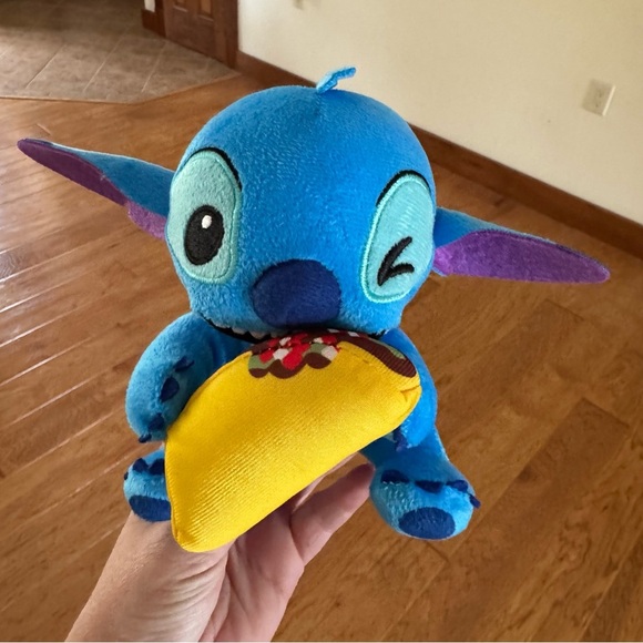 Disney Other - Disney Lilo & Stitch, STITCH with Taco Feed Me Series 6" Plush